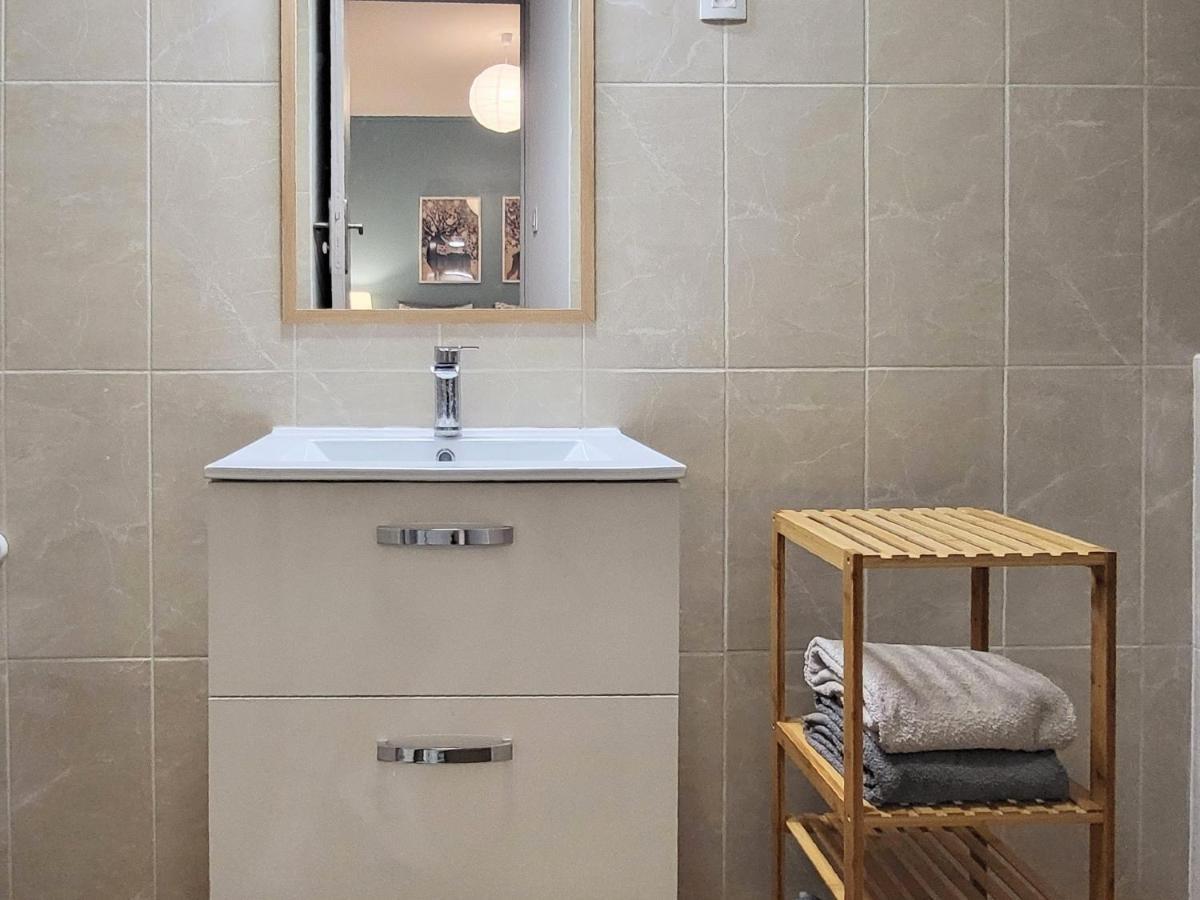 Appartement 1 Chambre, Cuisine, Coin Salon, Salle De Bain Saint-Claude Ngoại thất bức ảnh